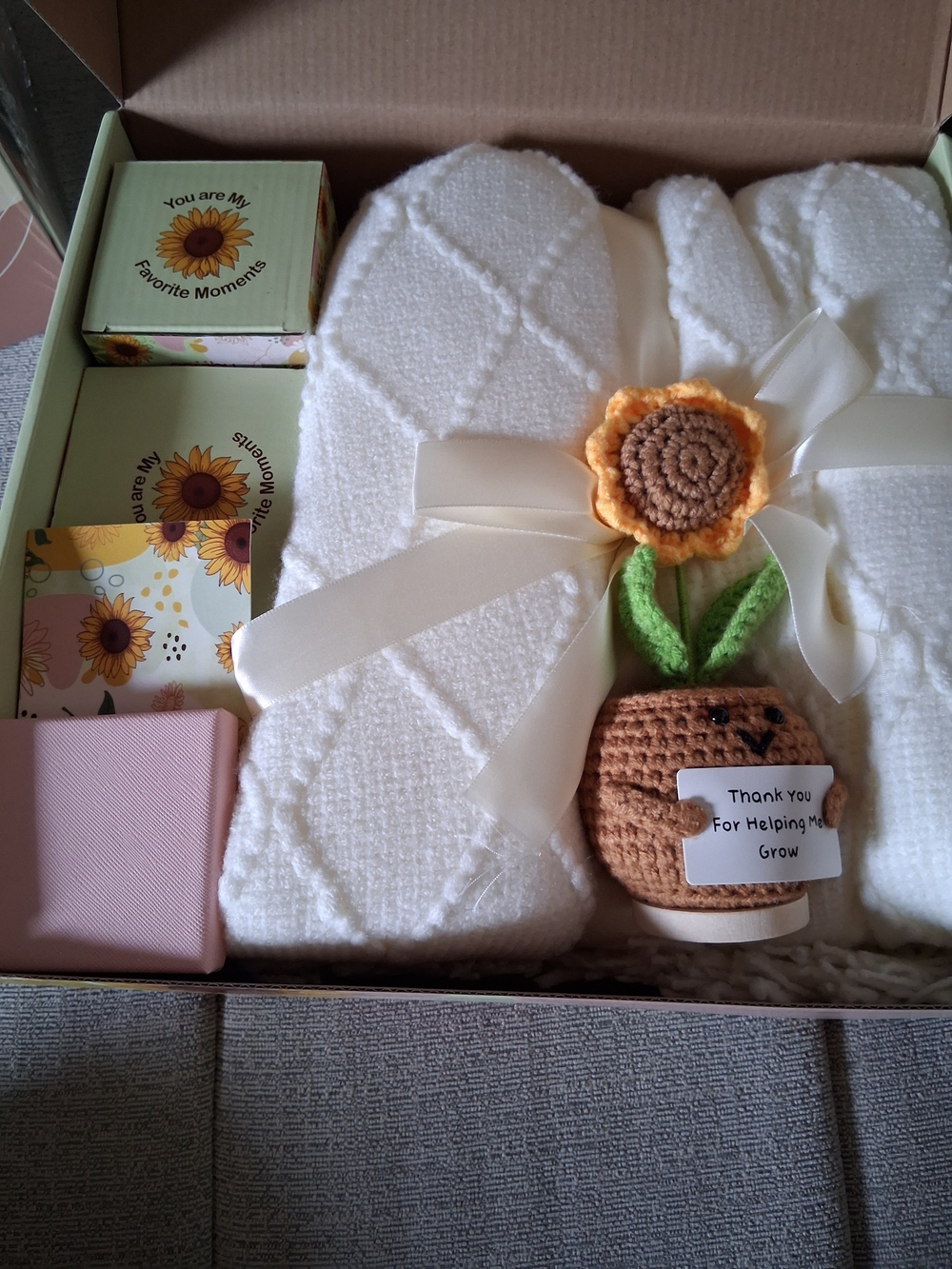 Goseby "Specially for You" Gift Box with Sunflower Design NIB